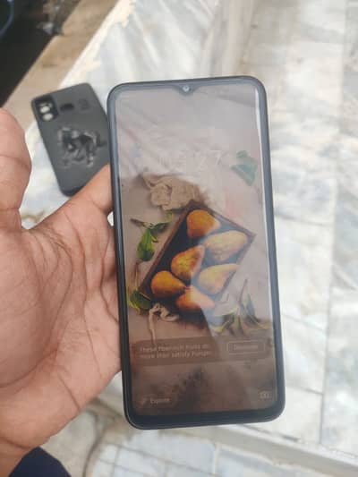 Infinix Hot 11