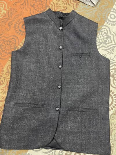 Waistcoat for sale bilkul new hai