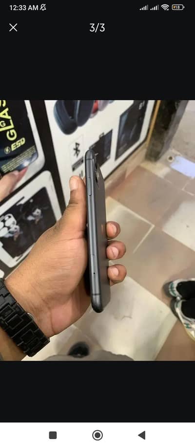 Apple iPhone 11