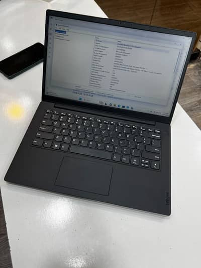 Lenovo k14 ryzen5 5600U/8gb/256gb/1gb graphic card