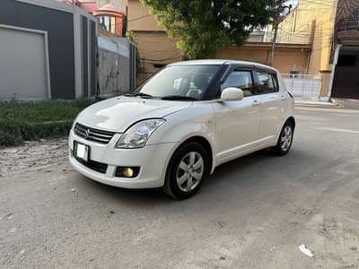 Suzuki Swift 2019 DLX automatic