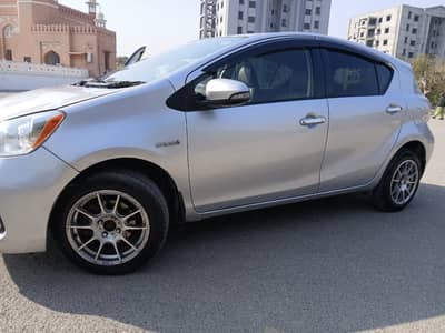 Toyota Aqua 2012