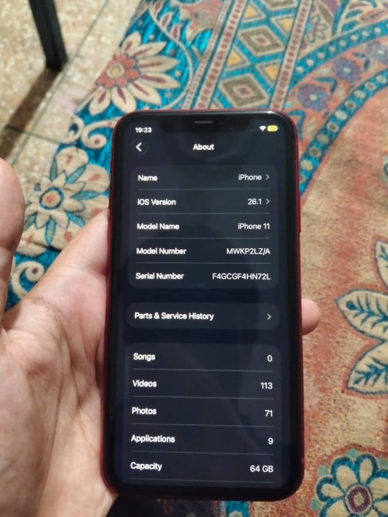 Apple iPhone 11 4