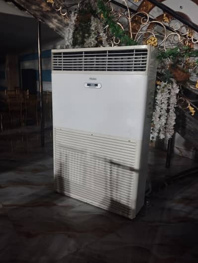 8 ton hair AC good condition