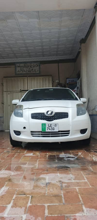 Toyota Vitz 2006