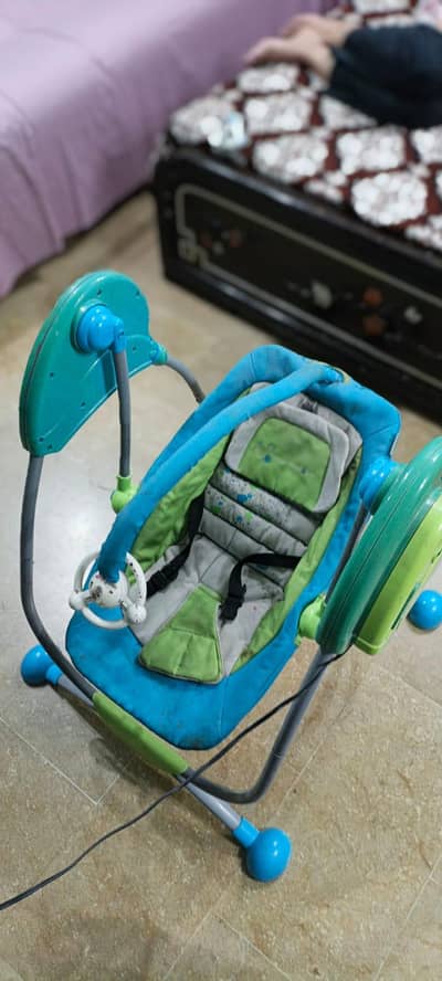 Electric swaddle