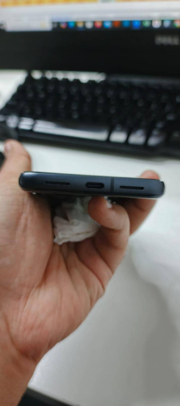 Google Pixel 8 4