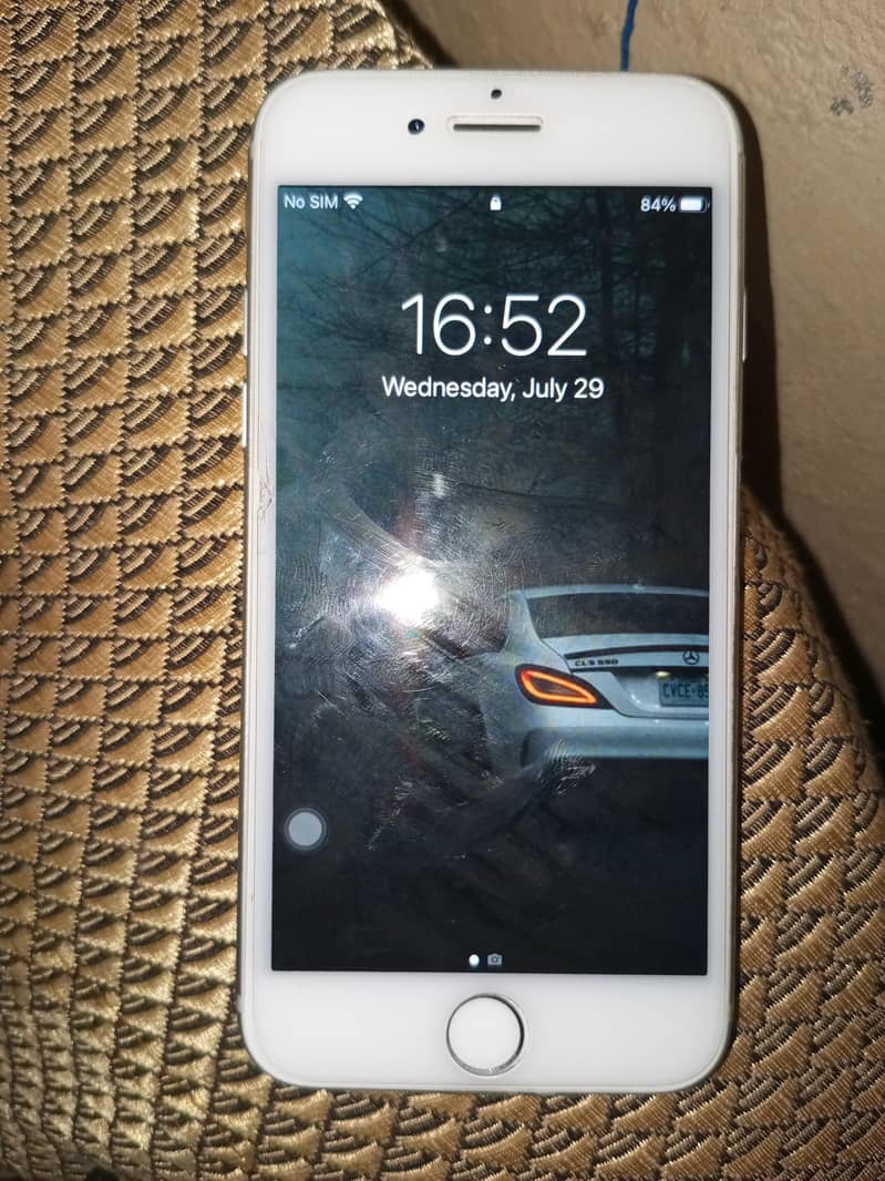Apple iPhone 7 2