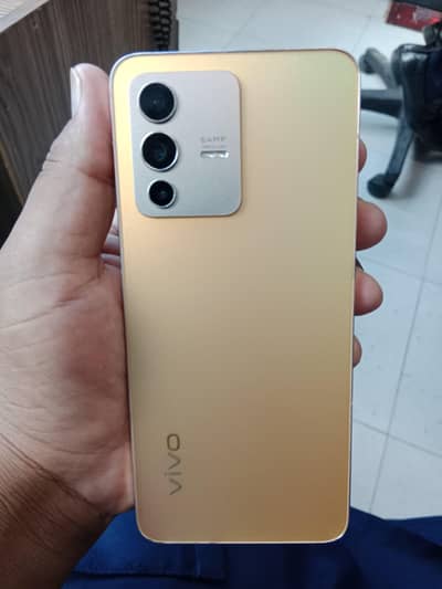 Vivo V23 5G 12GB 256GB With Box Halka Sa Shade Hai