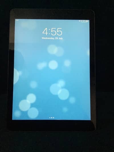 Apple iPad Air 16GB Wi-Fi | Good Condition | Fully Working