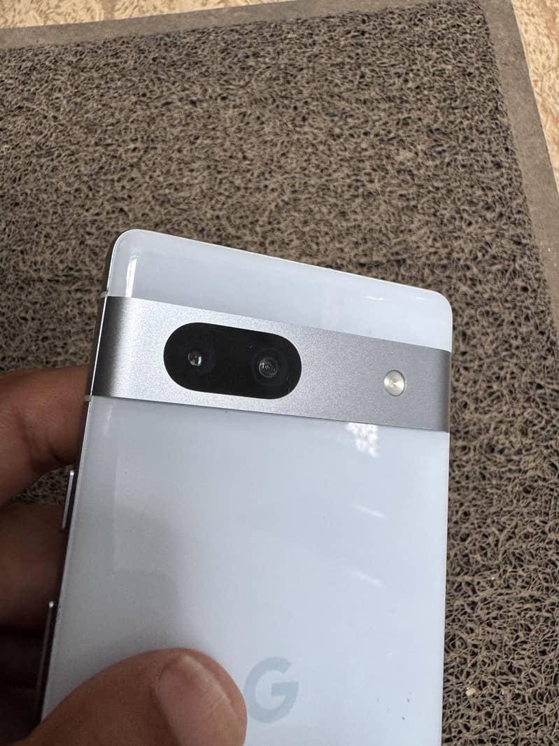 Google Pixel 7a 1