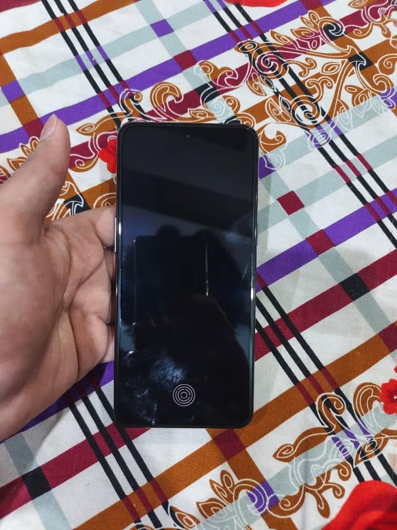 One Plus 10T 4