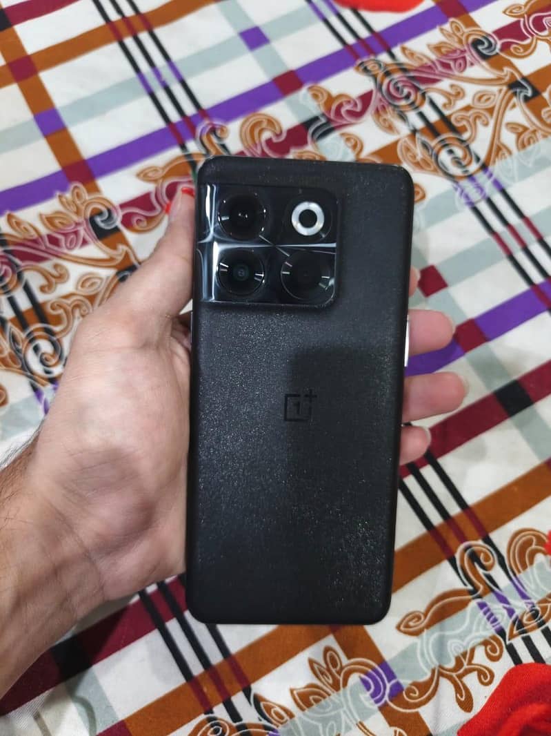 One Plus 10T 5