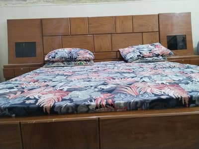 bed urgent sale