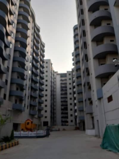 DANIYAL RESIDENCY & SHOPPING MALL FLAT FOR SALE