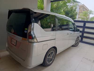 Nissan Serena 2019