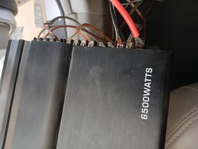 Branded Heavy Duty Seavey Amplifier 6500watts & Full-Size Woofer