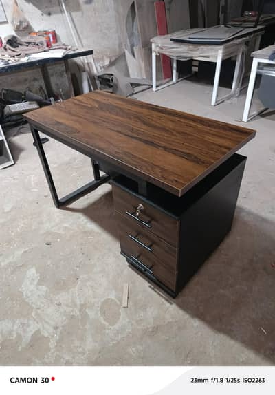 Office table / manager table / study table / workstation desk