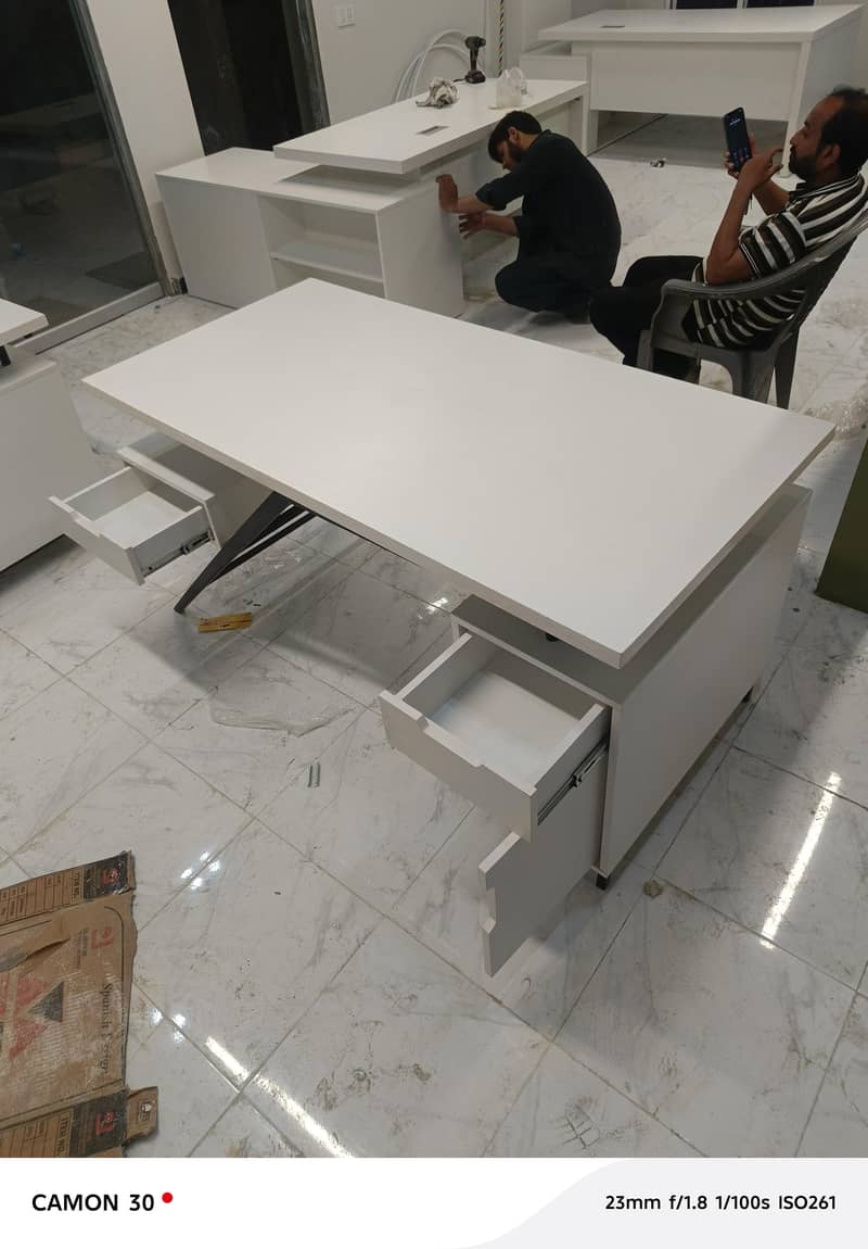 Office table / manager table / study table / workstation desk 7