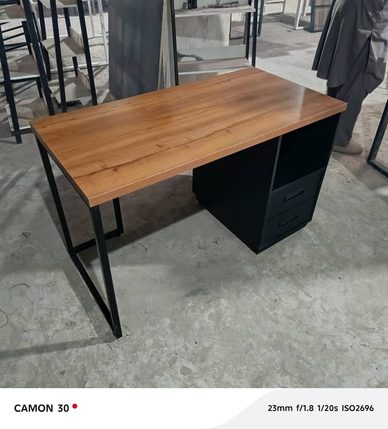 Office table / manager table / study table / workstation desk 16