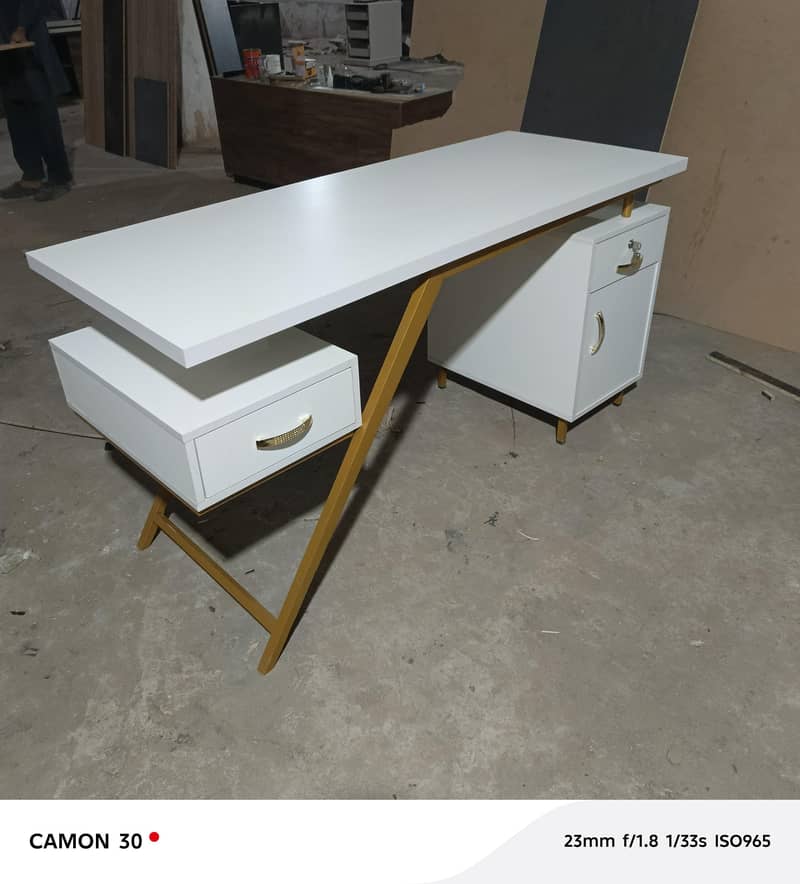 Office table / manager table / study table / workstation desk 19