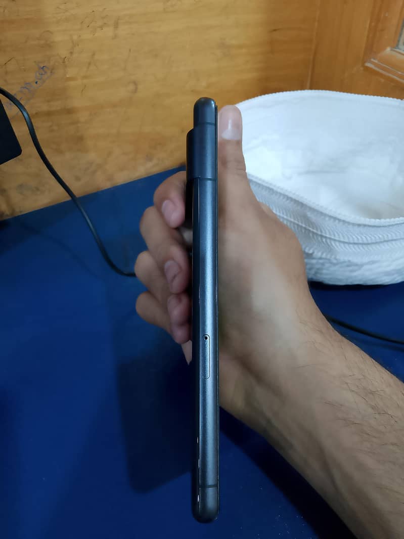Google Pixel 7 4