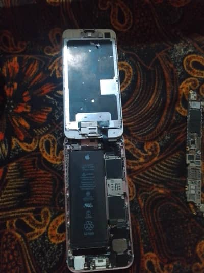 Apple iPhone 6S