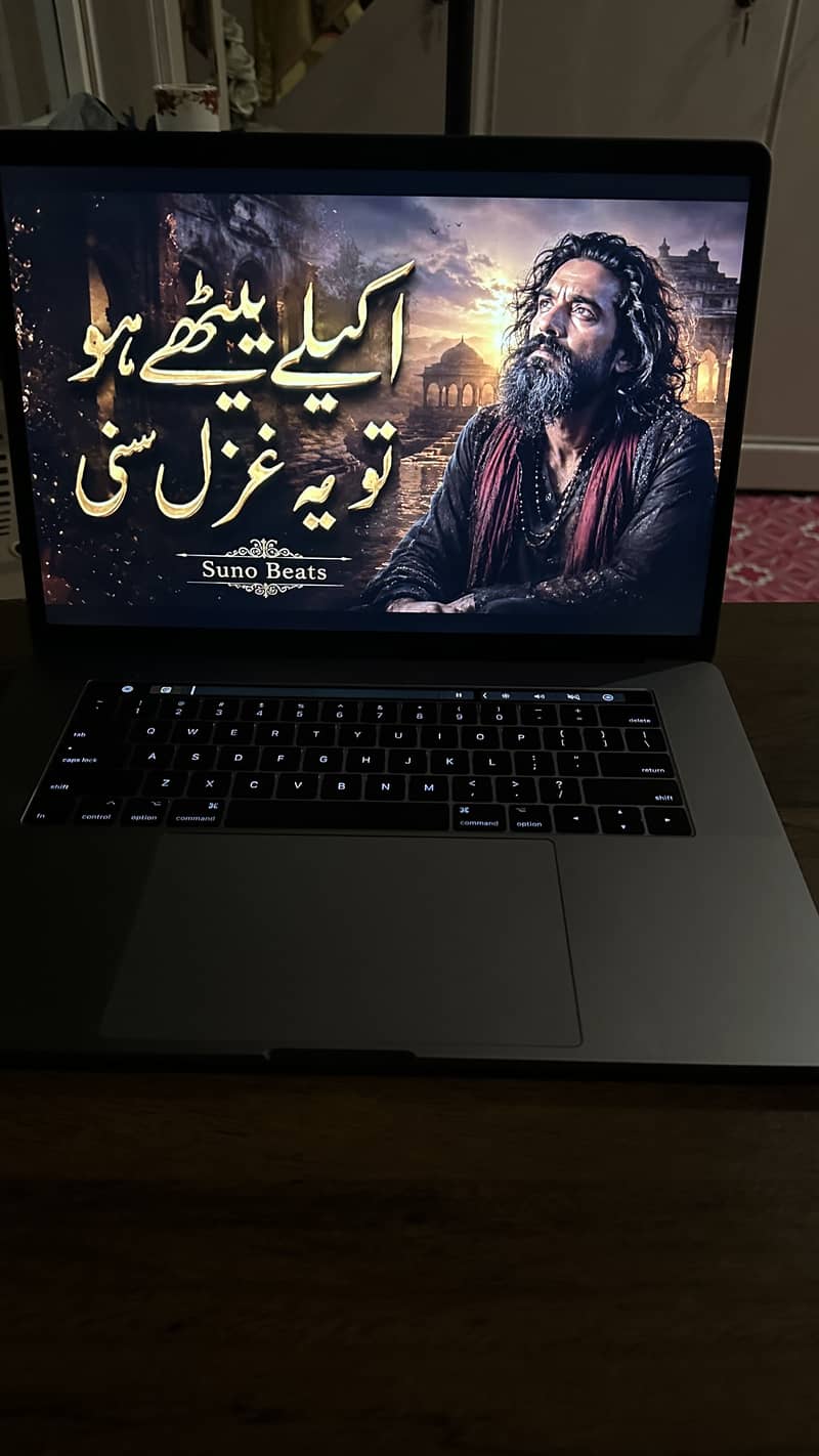 MacBook 2016 pro 4