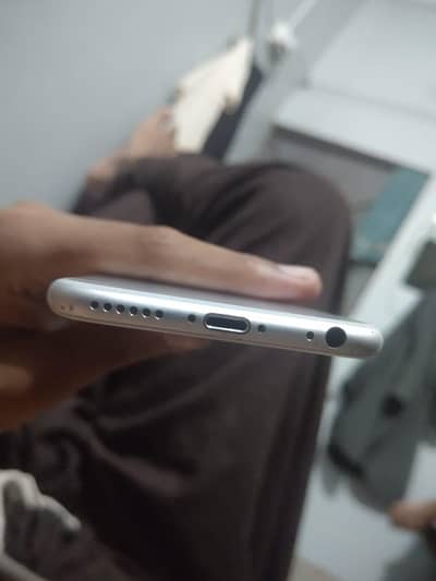 Apple iPhone 6S
