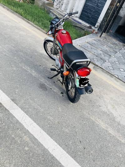 Honda 125cc like brand new bike