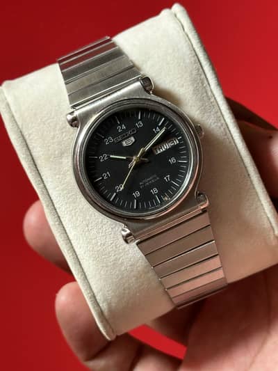 Men’S Vintage Branded Watches. Seiko, Ricoh, Orient