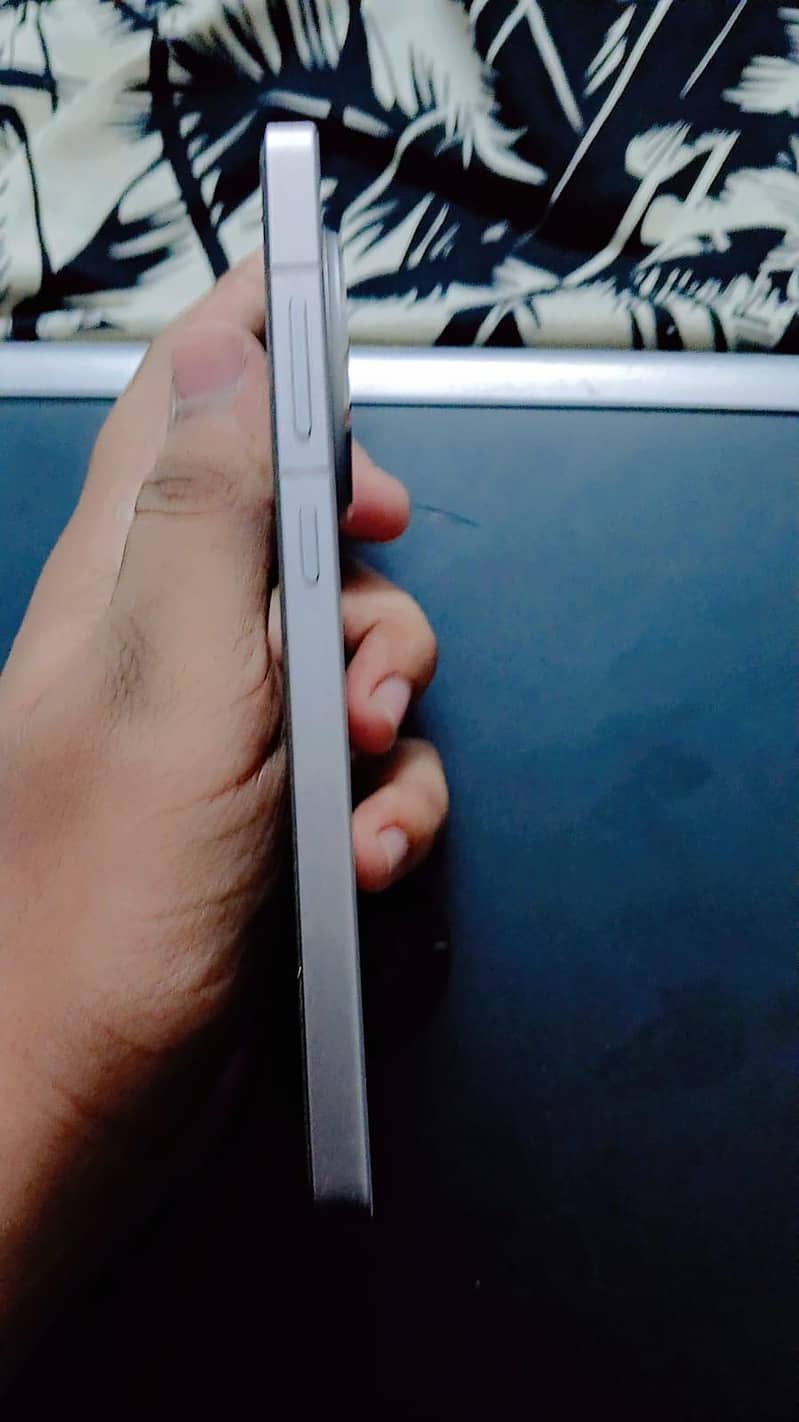 One Plus 13R 3