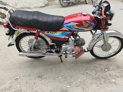 A1 condition Honda 70cc aplaid for