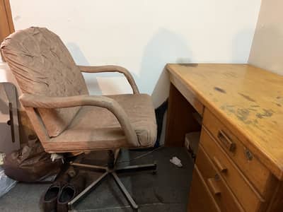 Solid Wooden Office Study Table and Chair
