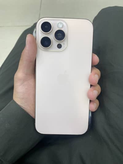 Apple iPhone 16 Pro Max