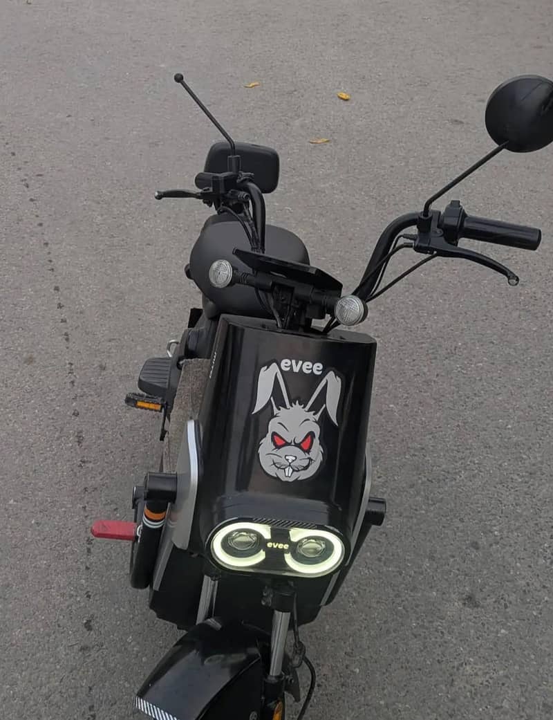evee mito 1
