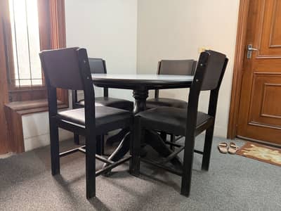 Dining Table Round