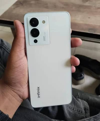 Infinix Note 12