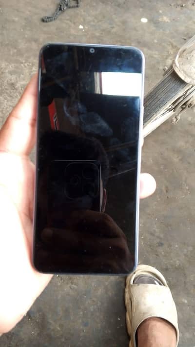Vivo Y17s 4+4 128 gb box with charger condition 10 by 9