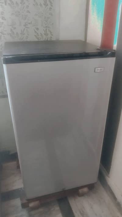 Haire Mini Fridge