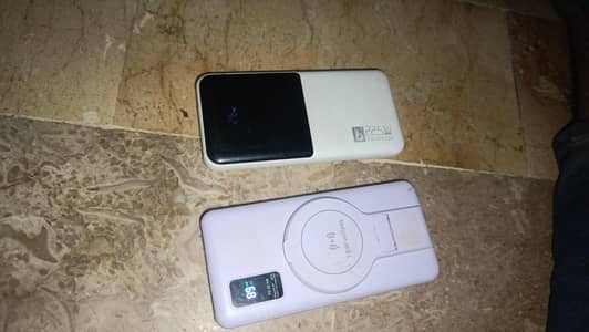 2 power bank 1 wireless 1 pin wala