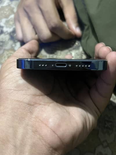 Apple iPhone 12 Pro