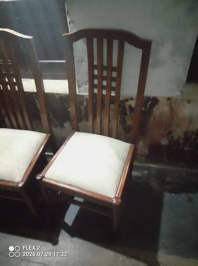 Dining table with 8 chairs