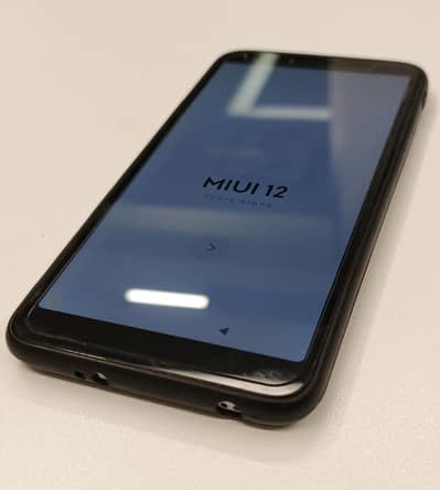 Redmi S2 gyro-EIS Camera 4/64 Global Version in Immaculate Condition