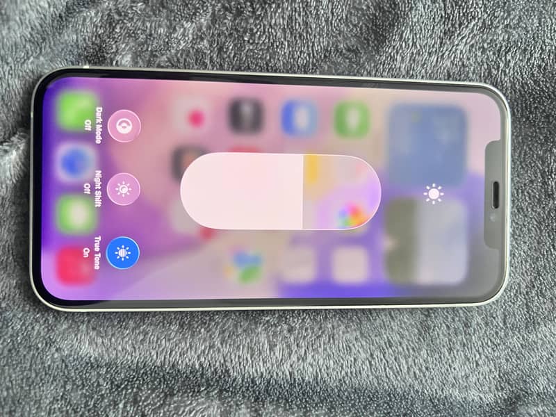 Apple iPhone 12 5