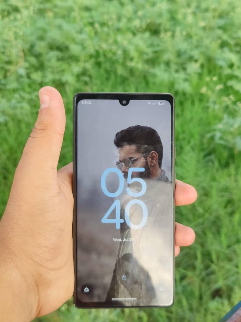Google Pixel 6a 1