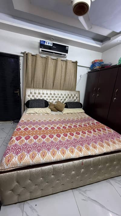 Luxury Tufted king size bed with padded headboard