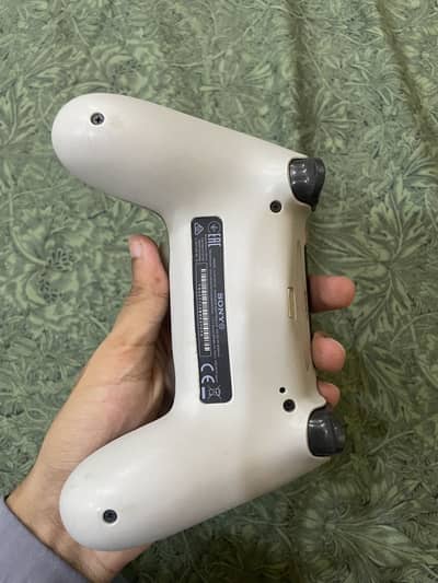 Ps 4 controller like brand new