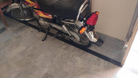 Honda November 2025 ma nikla tha or patti 2026 ki ha bilkul ok brand