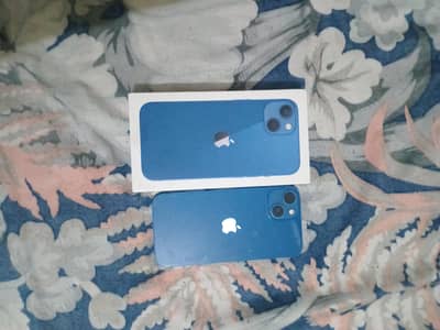 Apple iPhone 13
